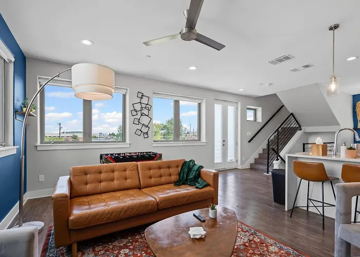 Casa de férias The Charming 2bd In The Heart Of Worth *